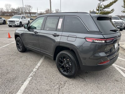 2026 Jeep Grand Cherokee Laredo