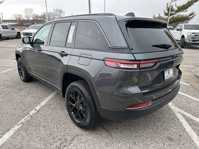 2026 Jeep Grand Cherokee Laredo