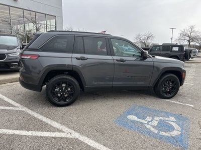 2026 Jeep Grand Cherokee Laredo