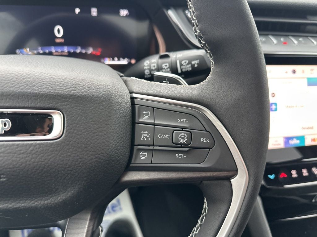 2026 Jeep Grand Cherokee Laredo