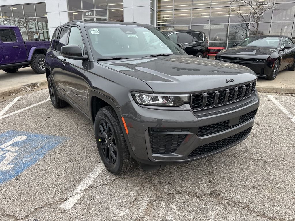 2026 Jeep Grand Cherokee Laredo