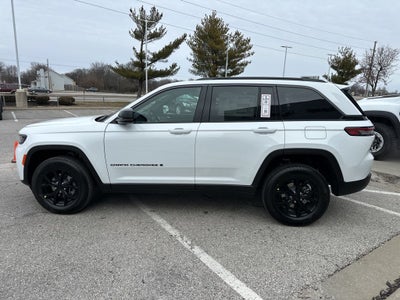 2026 Jeep Grand Cherokee Laredo