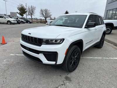 2026 Jeep Grand Cherokee GRAND CHEROKEE LAREDO ALTITUDE 4X4