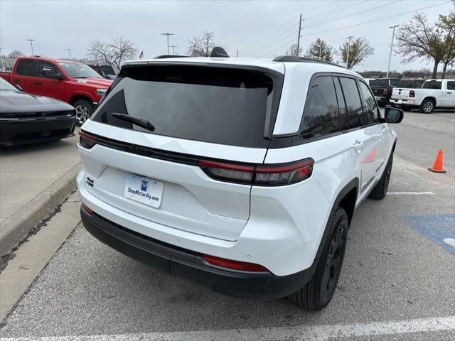 2026 Jeep Grand Cherokee GRAND CHEROKEE LAREDO ALTITUDE 4X4