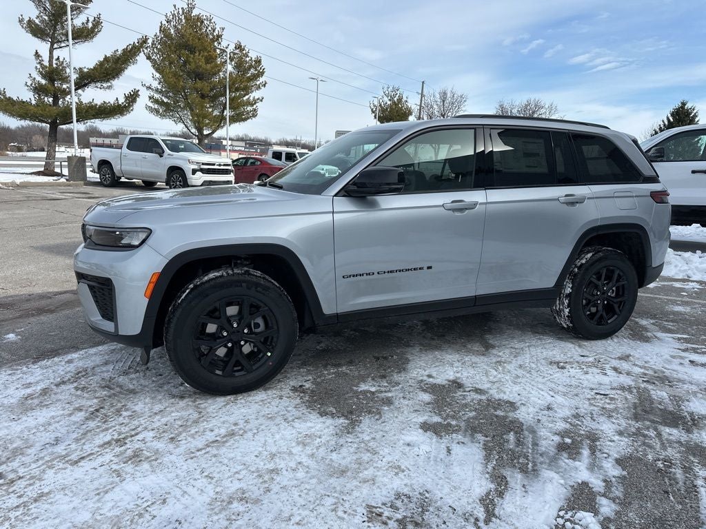 2026 Jeep Grand Cherokee Laredo
