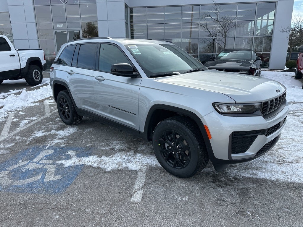 2026 Jeep Grand Cherokee Laredo