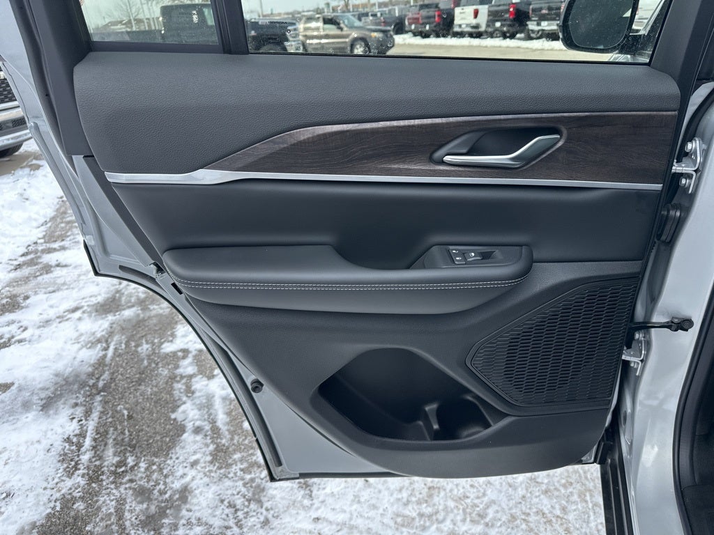 2026 Jeep Grand Cherokee Laredo