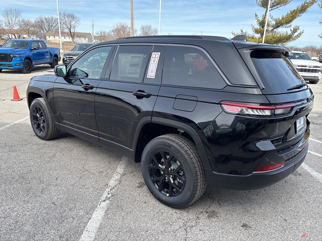 2026 Jeep Grand Cherokee Altitude