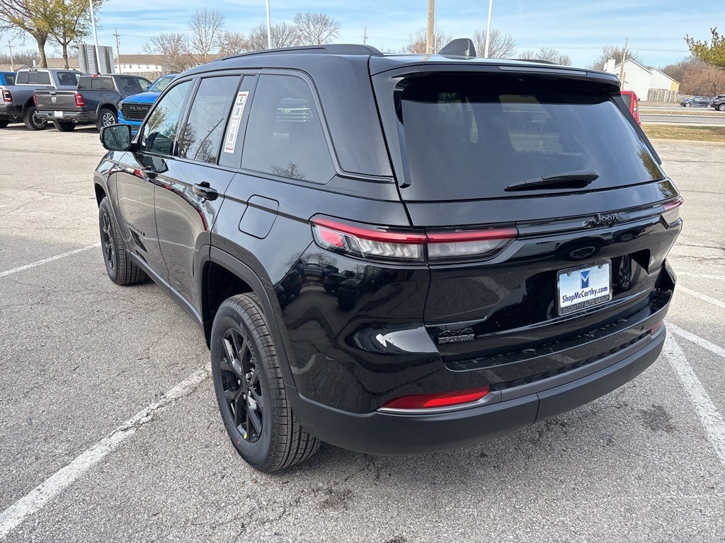 2026 Jeep Grand Cherokee Altitude