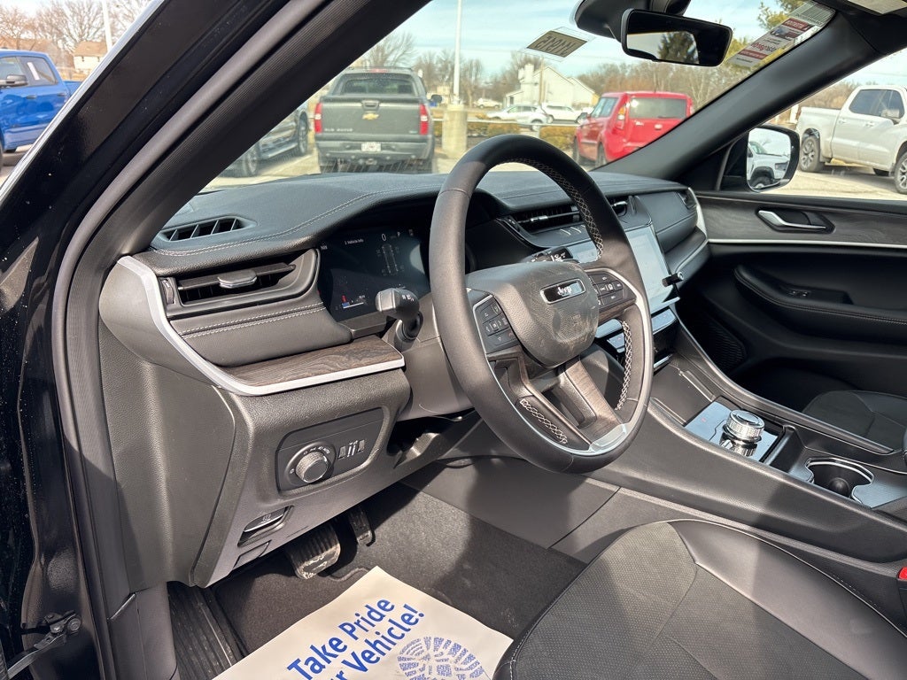 2026 Jeep Grand Cherokee Altitude