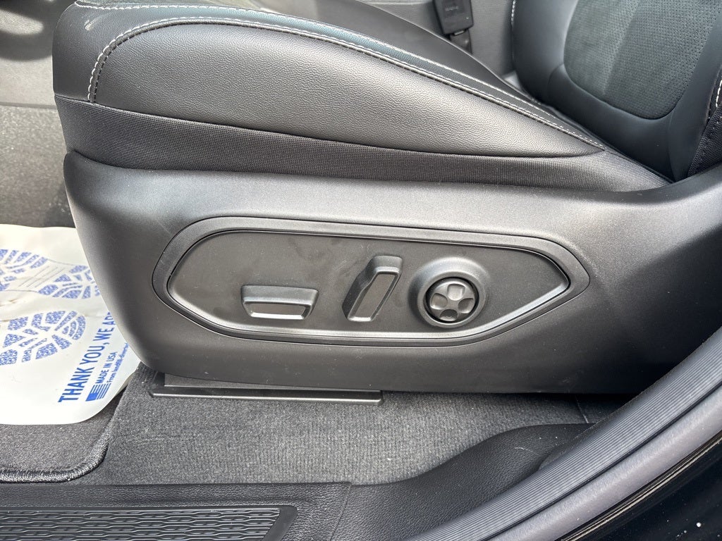 2026 Jeep Grand Cherokee Altitude