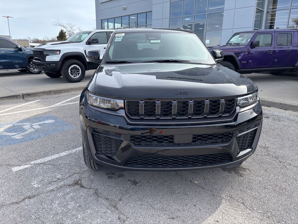2026 Jeep Grand Cherokee Altitude