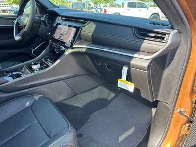 2027 Jeep Grand Cherokee Limited Reserve