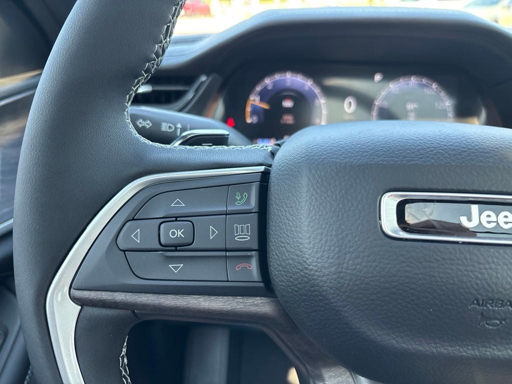 2027 Jeep Grand Cherokee Limited Reserve