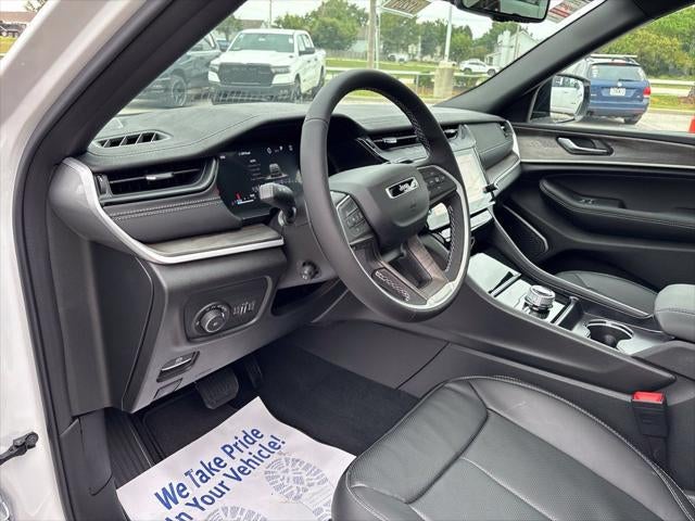 2027 Jeep Grand Cherokee GRAND CHEROKEE LIMITED RESERVE 4X4