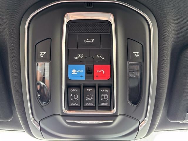 2027 Jeep Grand Cherokee GRAND CHEROKEE LIMITED RESERVE 4X4