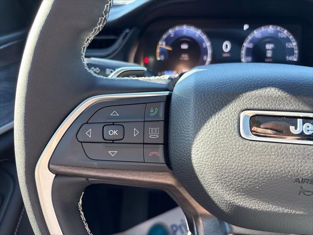 2027 Jeep Grand Cherokee GRAND CHEROKEE LIMITED RESERVE 4X4