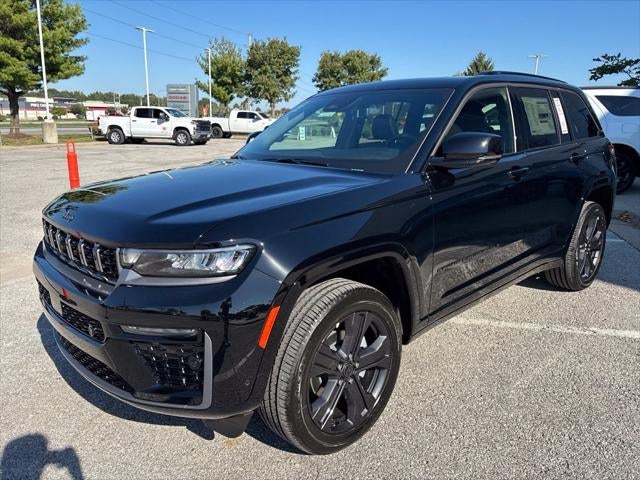 2027 Jeep Grand Cherokee GRAND CHEROKEE LIMITED RESERVE 4X4