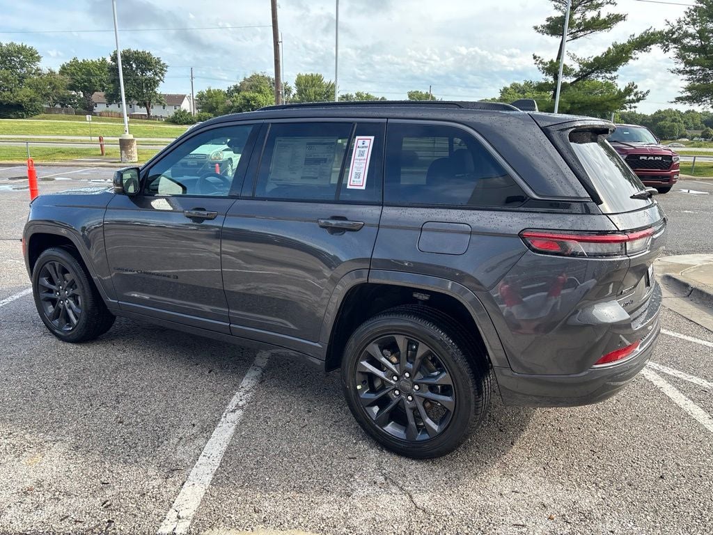 2026 Jeep Grand Cherokee GRAND CHEROKEE LIMITED RESERVE 4X4