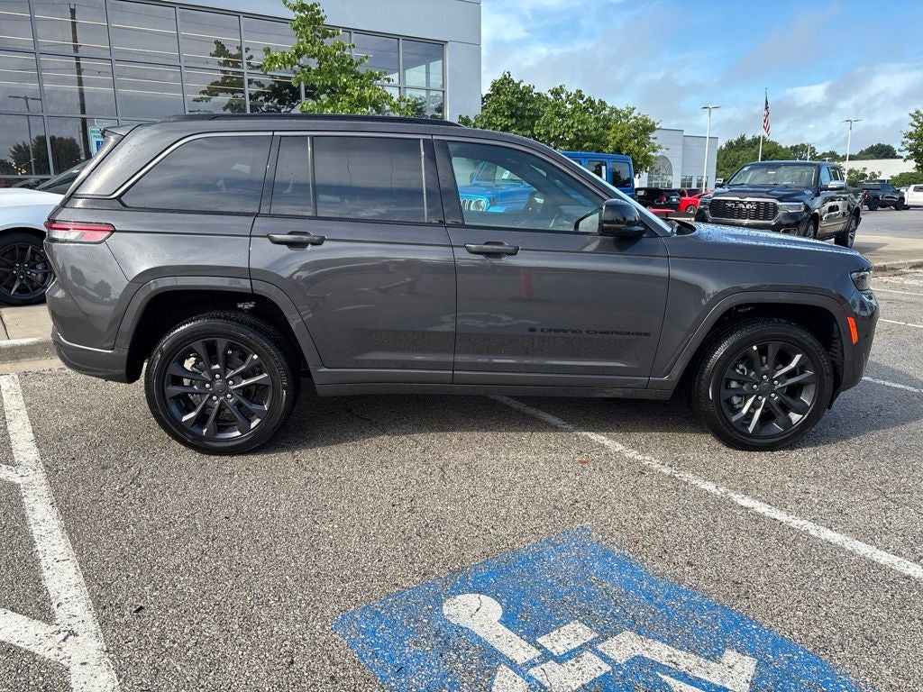 2026 Jeep Grand Cherokee GRAND CHEROKEE LIMITED RESERVE 4X4