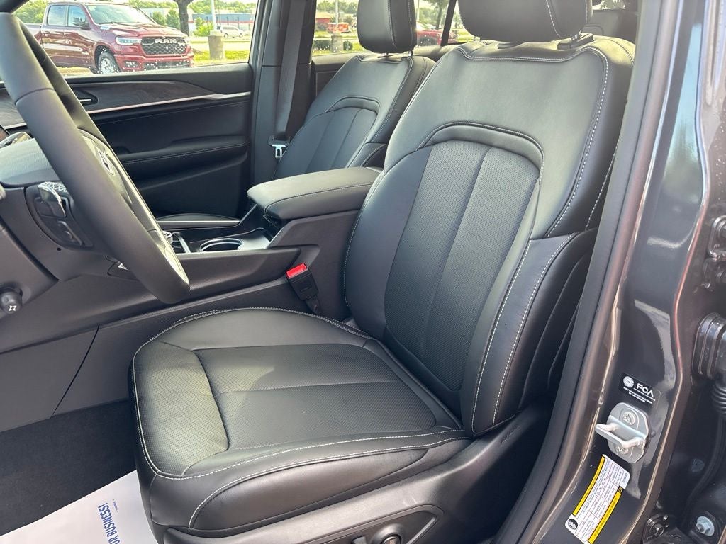 2026 Jeep Grand Cherokee GRAND CHEROKEE LIMITED RESERVE 4X4