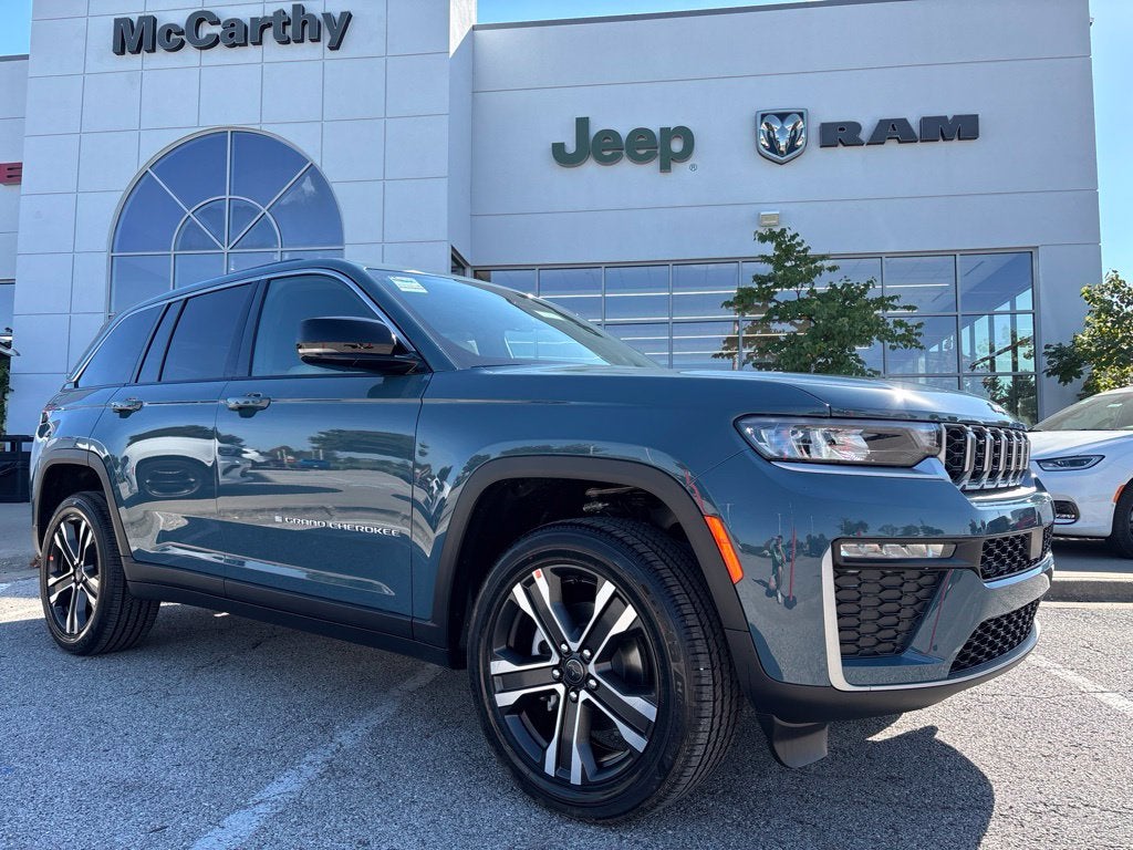 2027 Jeep Grand Cherokee GRAND CHEROKEE LIMITED 4X4