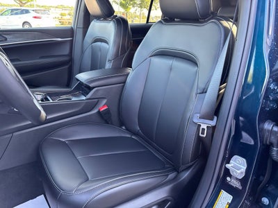 2027 Jeep Grand Cherokee GRAND CHEROKEE LIMITED 4X4