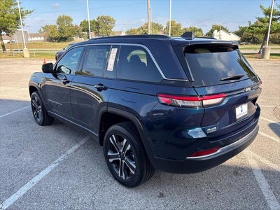 2027 Jeep Grand Cherokee GRAND CHEROKEE LIMITED 4X4
