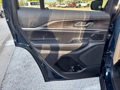 2027 Jeep Grand Cherokee GRAND CHEROKEE LIMITED 4X4