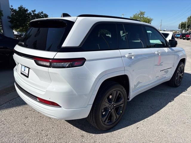 2027 Jeep Grand Cherokee Limited Reserve