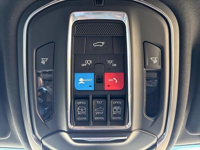 2027 Jeep Grand Cherokee GRAND CHEROKEE LIMITED RESERVE 4X4
