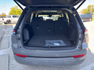 2027 Jeep Grand Cherokee GRAND CHEROKEE LIMITED RESERVE 4X4