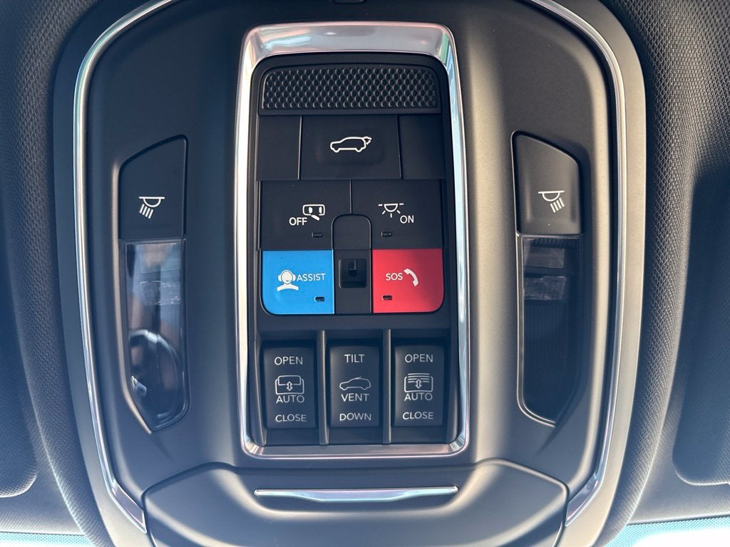 2027 Jeep Grand Cherokee GRAND CHEROKEE LIMITED RESERVE 4X4
