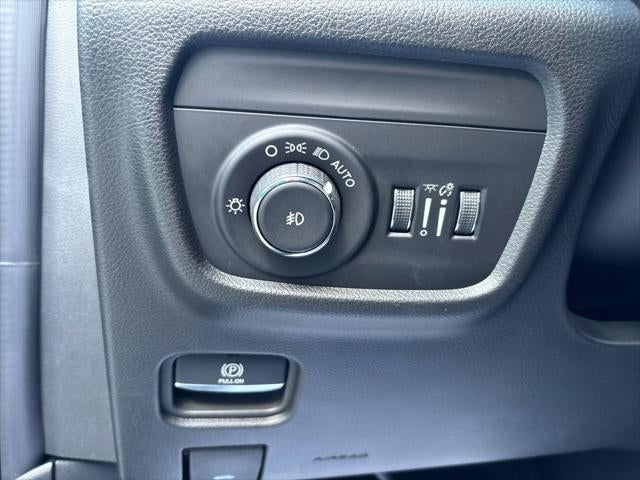 2027 Jeep Grand Cherokee GRAND CHEROKEE LIMITED RESERVE 4X4