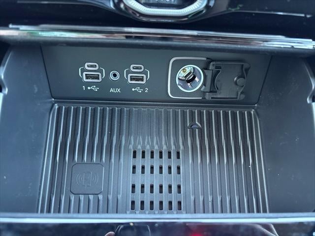 2027 Jeep Grand Cherokee GRAND CHEROKEE LIMITED RESERVE 4X4