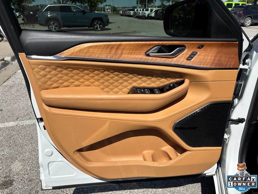 2024 Jeep Grand Cherokee Summit