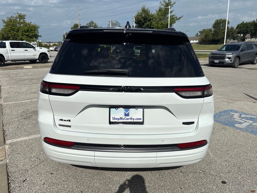 2027 Jeep Grand Cherokee Summit
