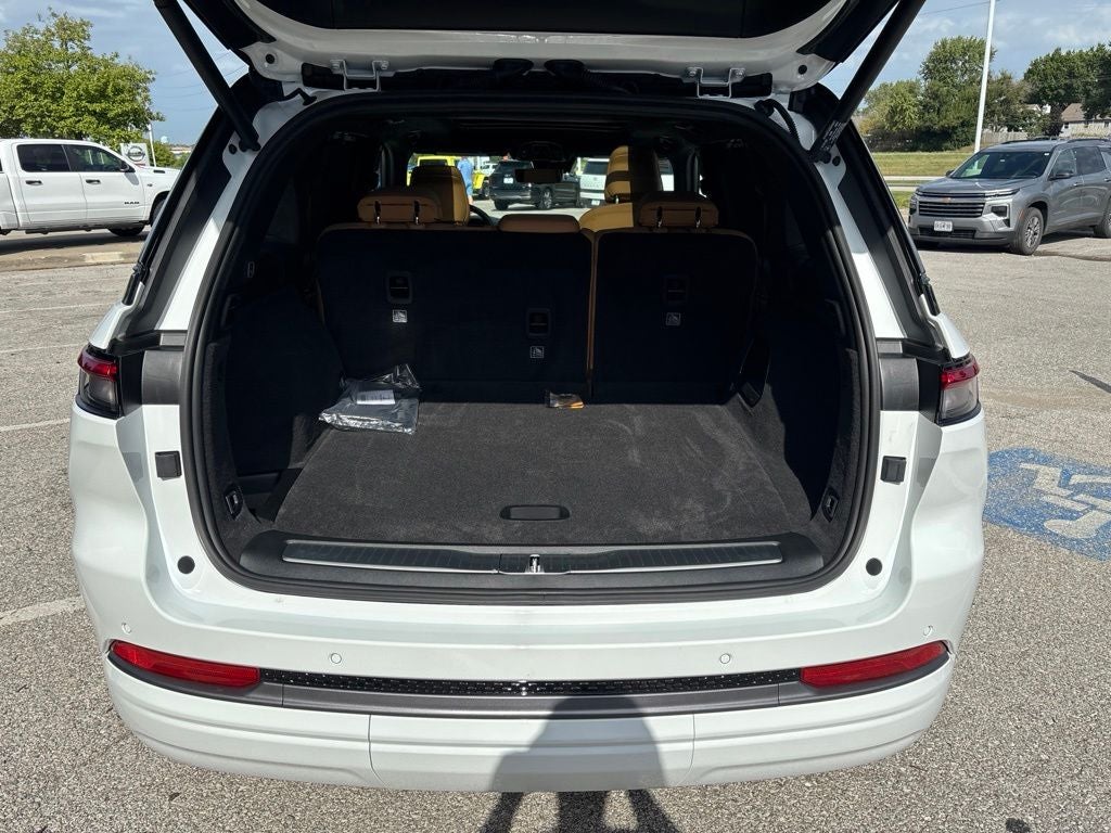 2027 Jeep Grand Cherokee Summit