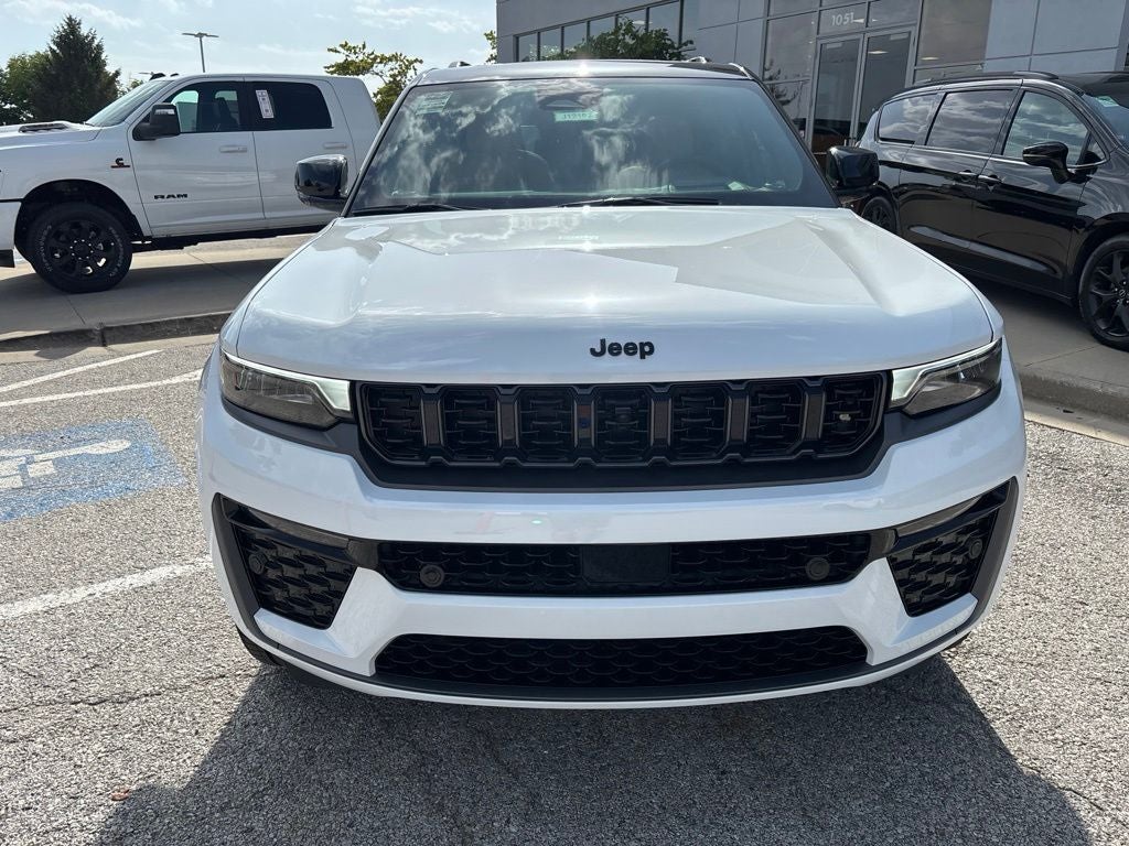 2027 Jeep Grand Cherokee Summit