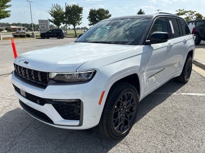 2027 Jeep Grand Cherokee Summit