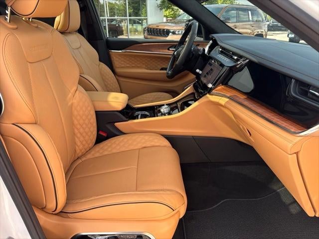 2027 Jeep Grand Cherokee Summit