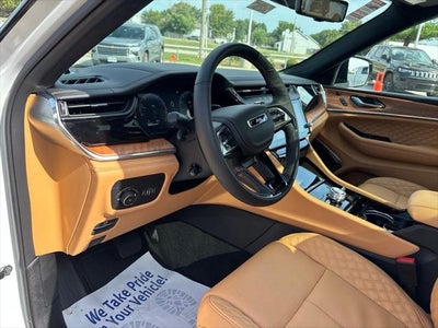 2027 Jeep Grand Cherokee Summit