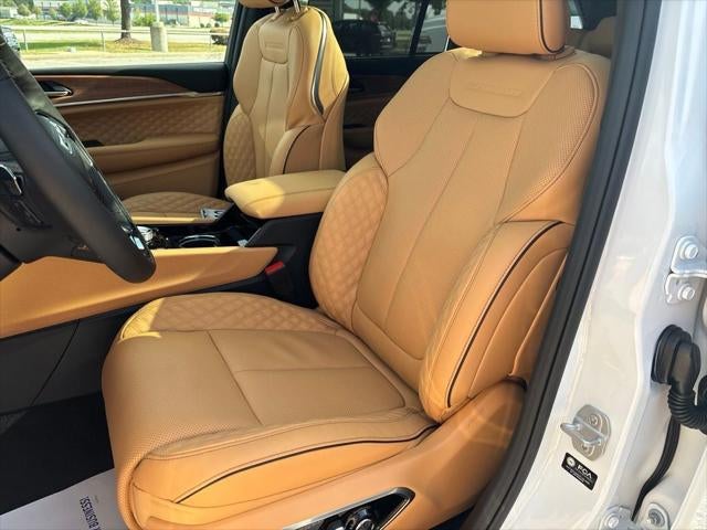 2027 Jeep Grand Cherokee Summit