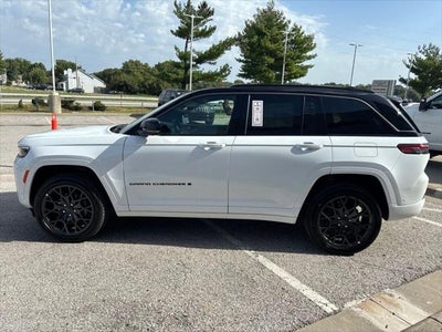 2027 Jeep Grand Cherokee Summit