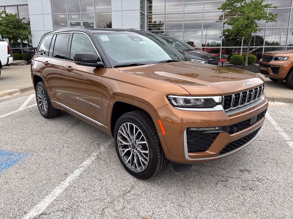 2027 Jeep Grand Cherokee Summit