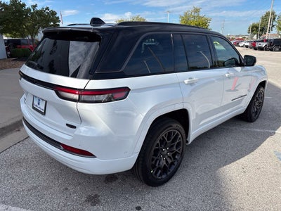 2027 Jeep Grand Cherokee GRAND CHEROKEE SUMMIT 4X4