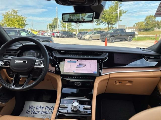 2027 Jeep Grand Cherokee GRAND CHEROKEE SUMMIT 4X4