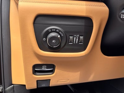 2027 Jeep Grand Cherokee Summit