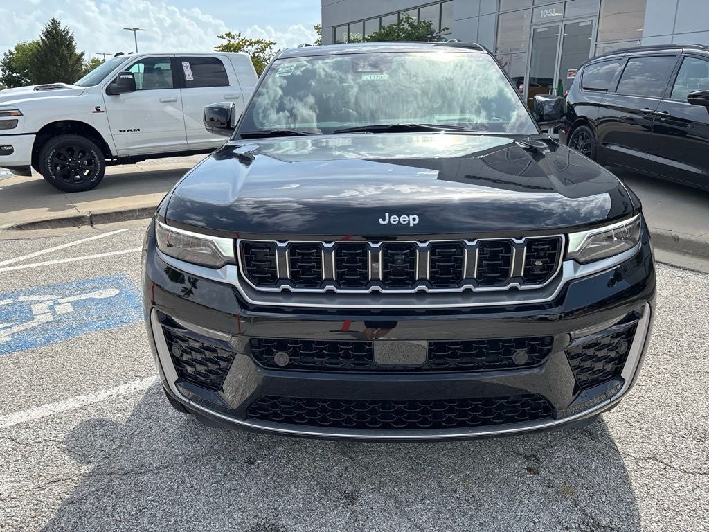 2027 Jeep Grand Cherokee Summit