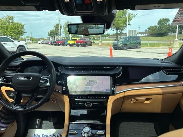 2027 Jeep Grand Cherokee Summit
